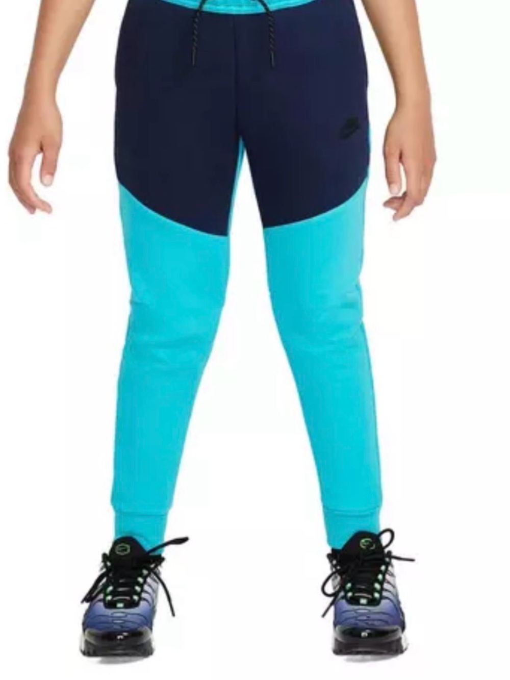 Nike Big Boys' Sportswear Tech Fleece Joggers Medium